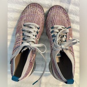 Nike Air VaporMax 2021 Flyknit Size:8.5 Women’s. Tan/Burgundy/Turquoise.